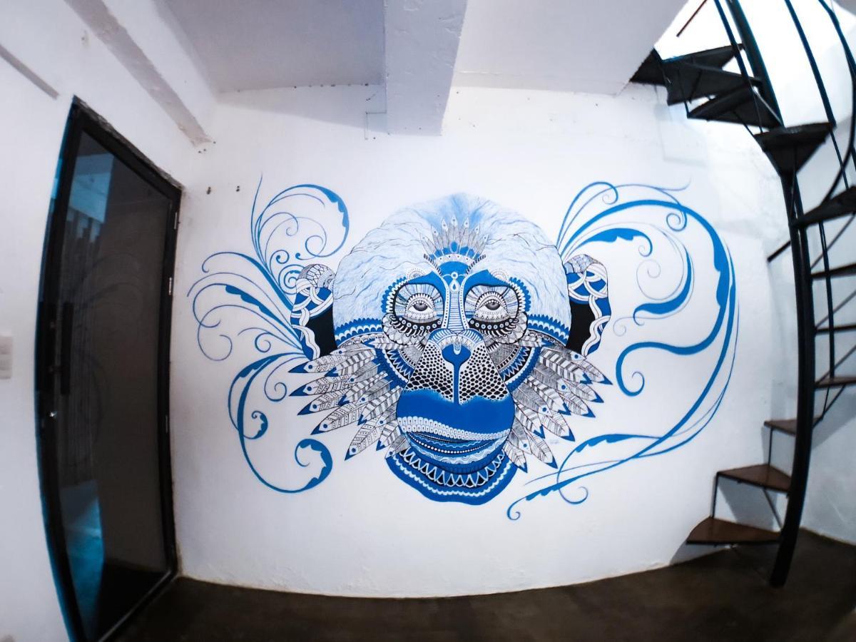 Mad Monkey Boracay Hostel *