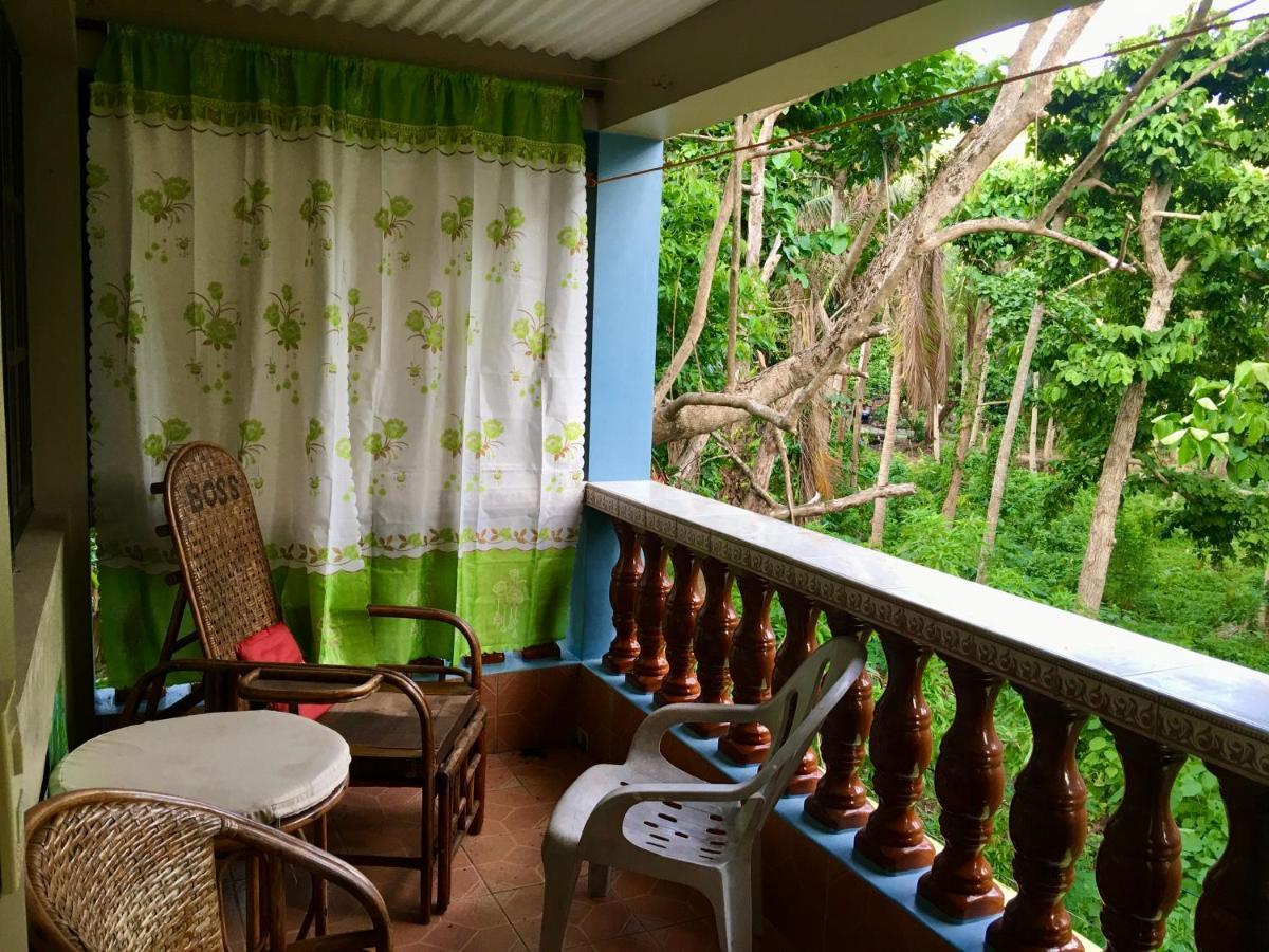 Swahili Apartelle Apartment