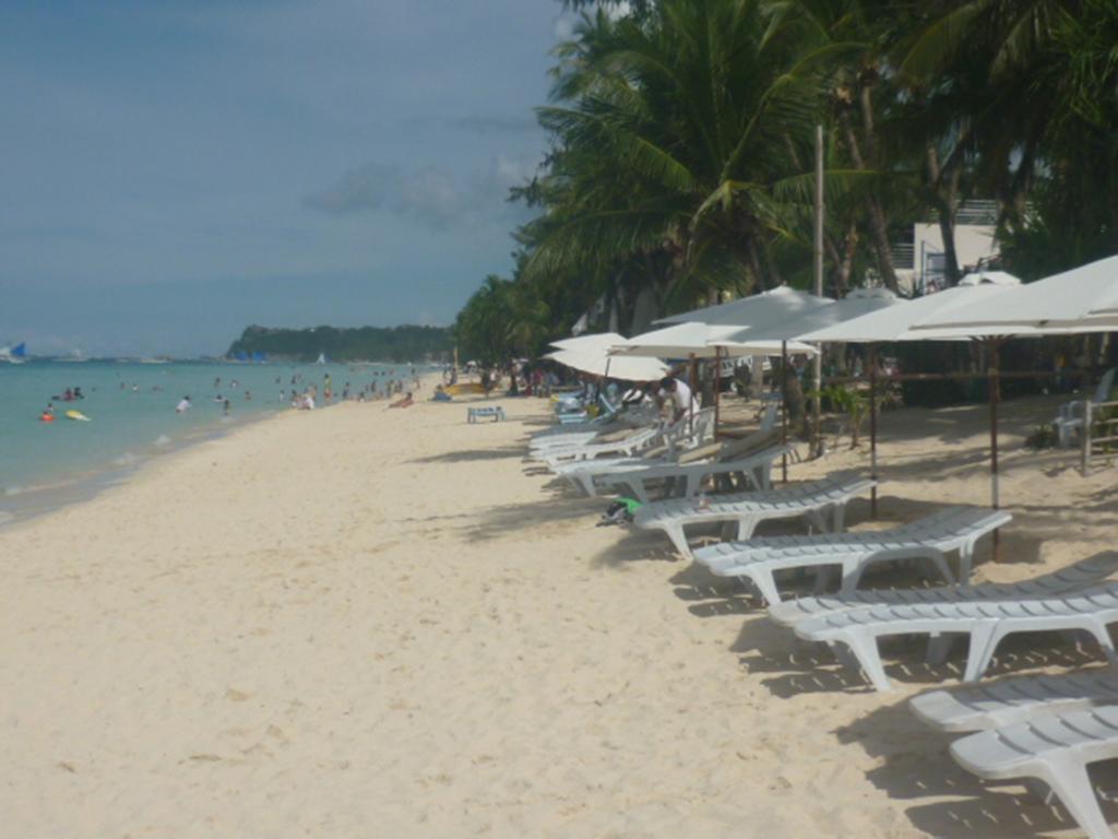 Alla Luna Rossa Boracay Resort 3*