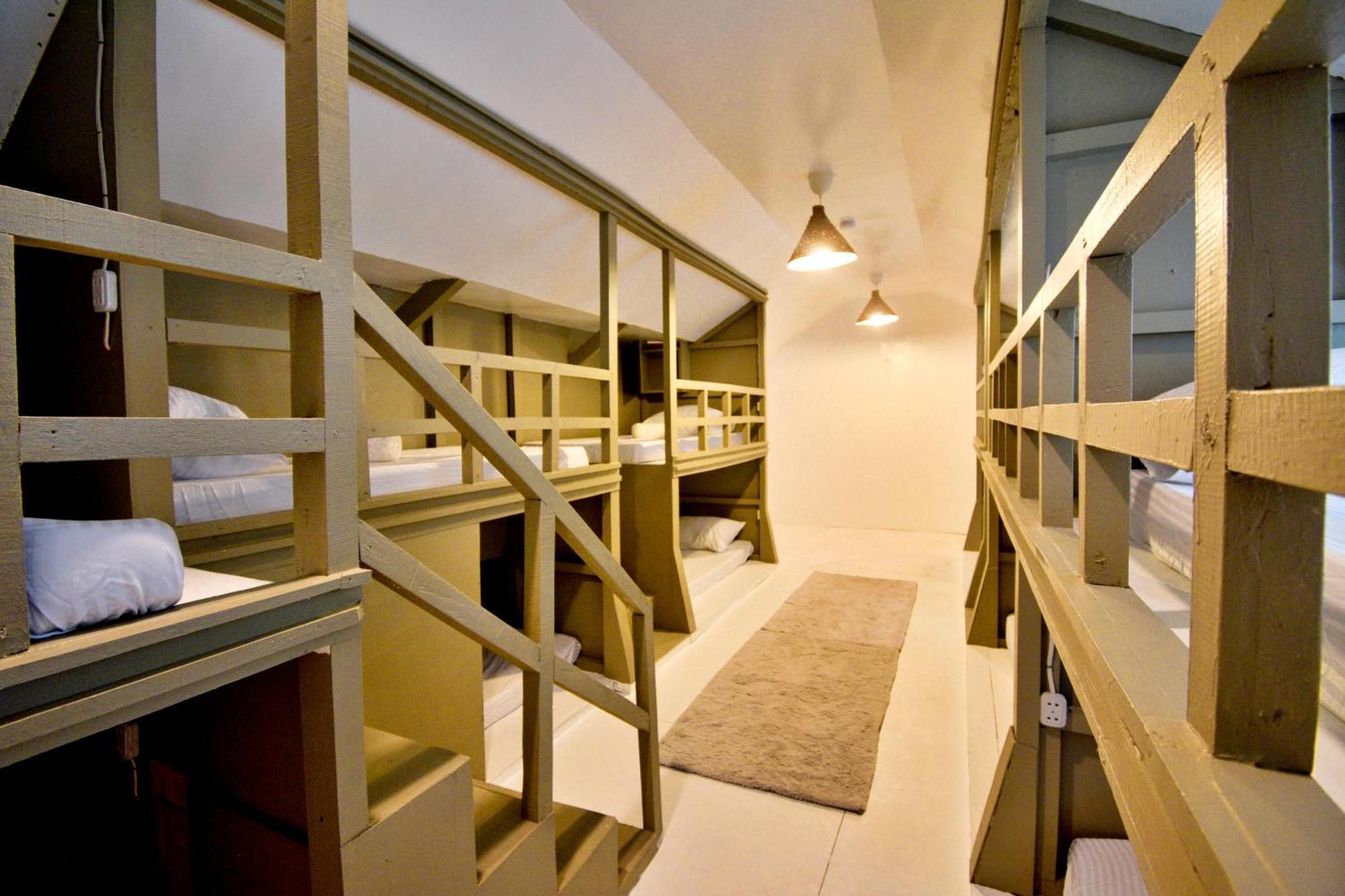 Hostel Treasure Isle Backpackers