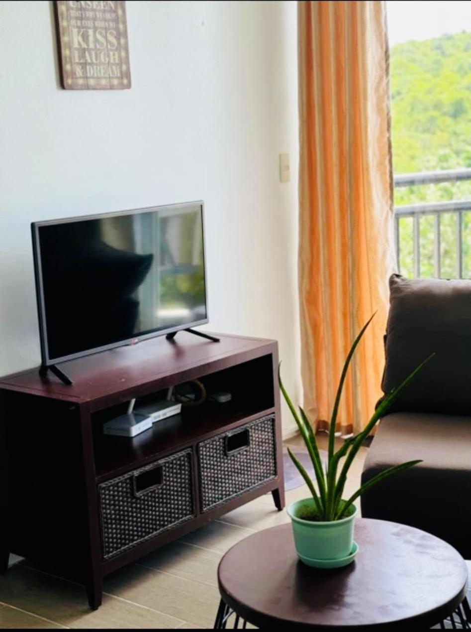 Bakshis Lovely Haven Apartment