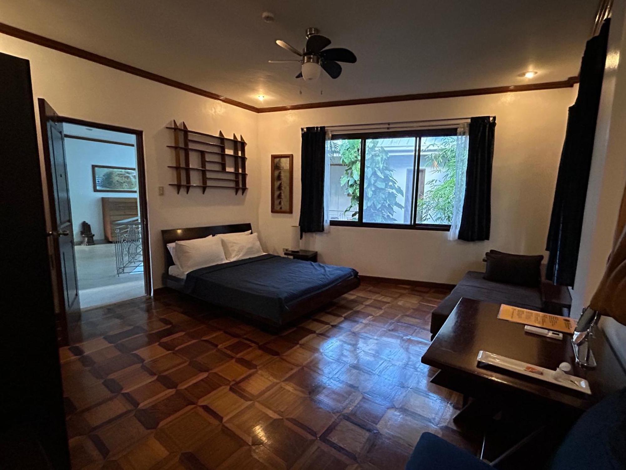 Argonauta Boracay And