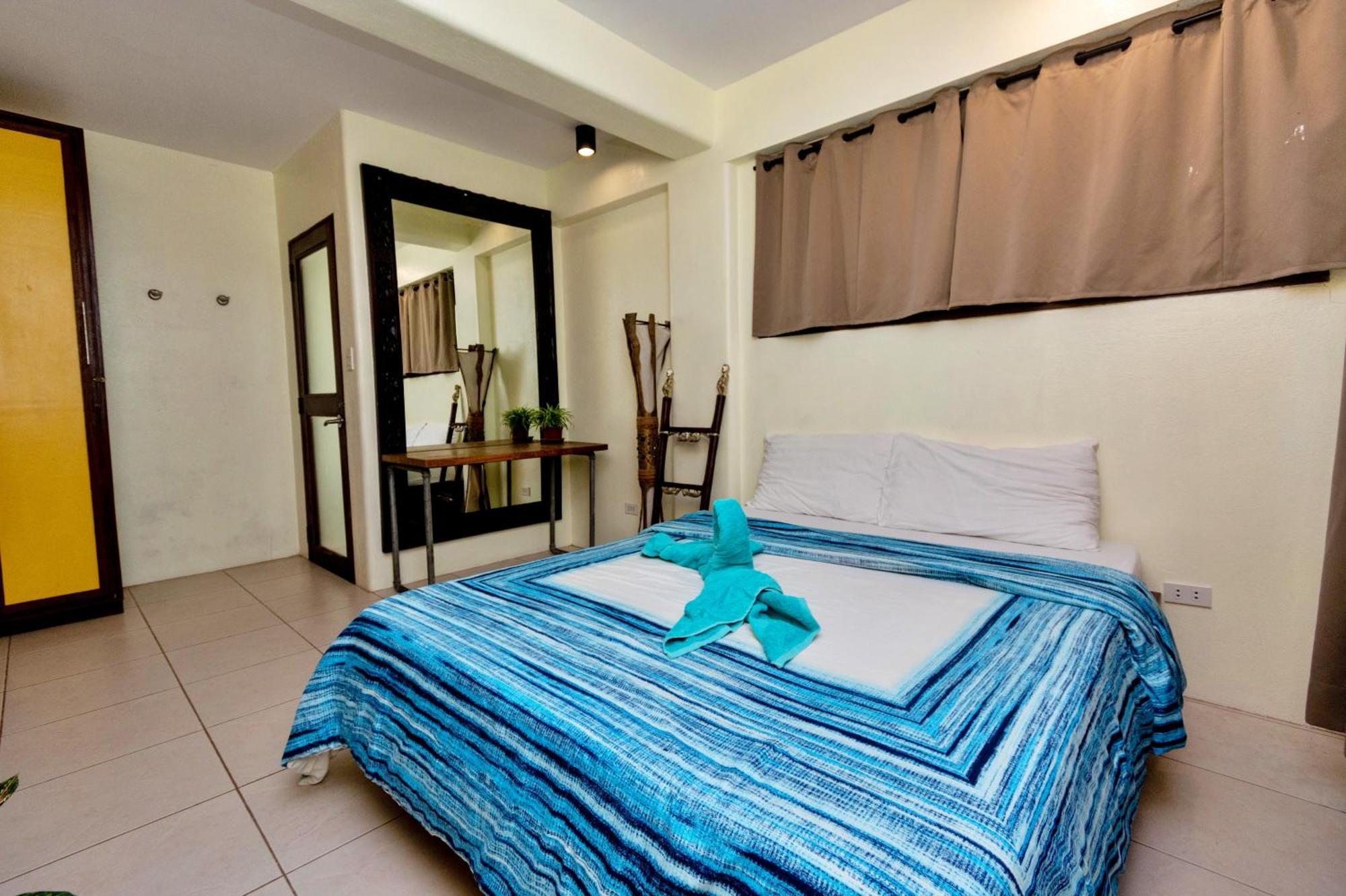 Babosam Boracay Island