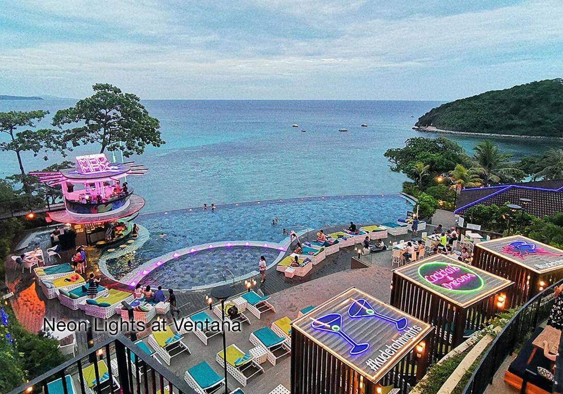 Deluxe D W Private Beachand Inifnity Pool And Golf * Boracay Island