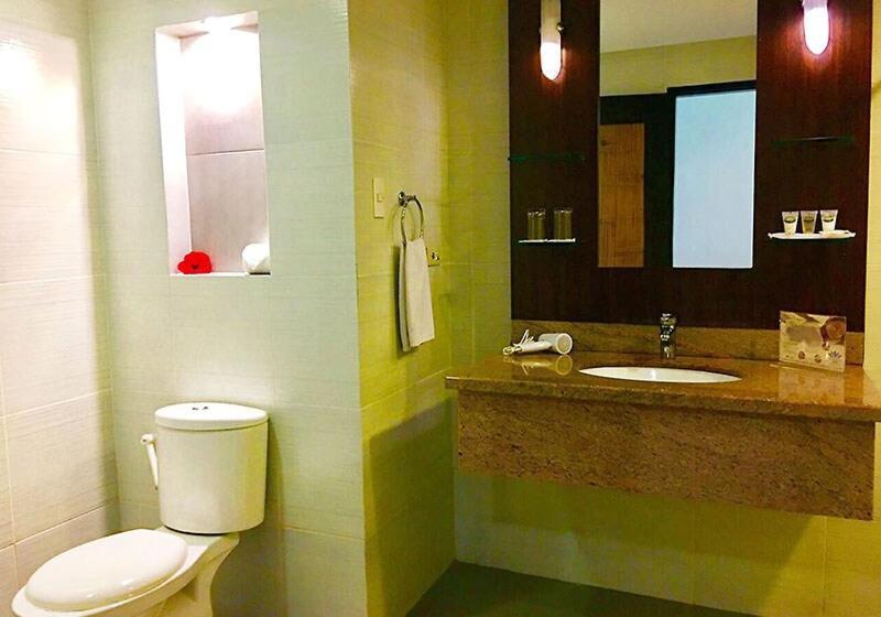 Deluxe D W Private Beachand Inifnity Pool And Golf Apartment Boracay Island
