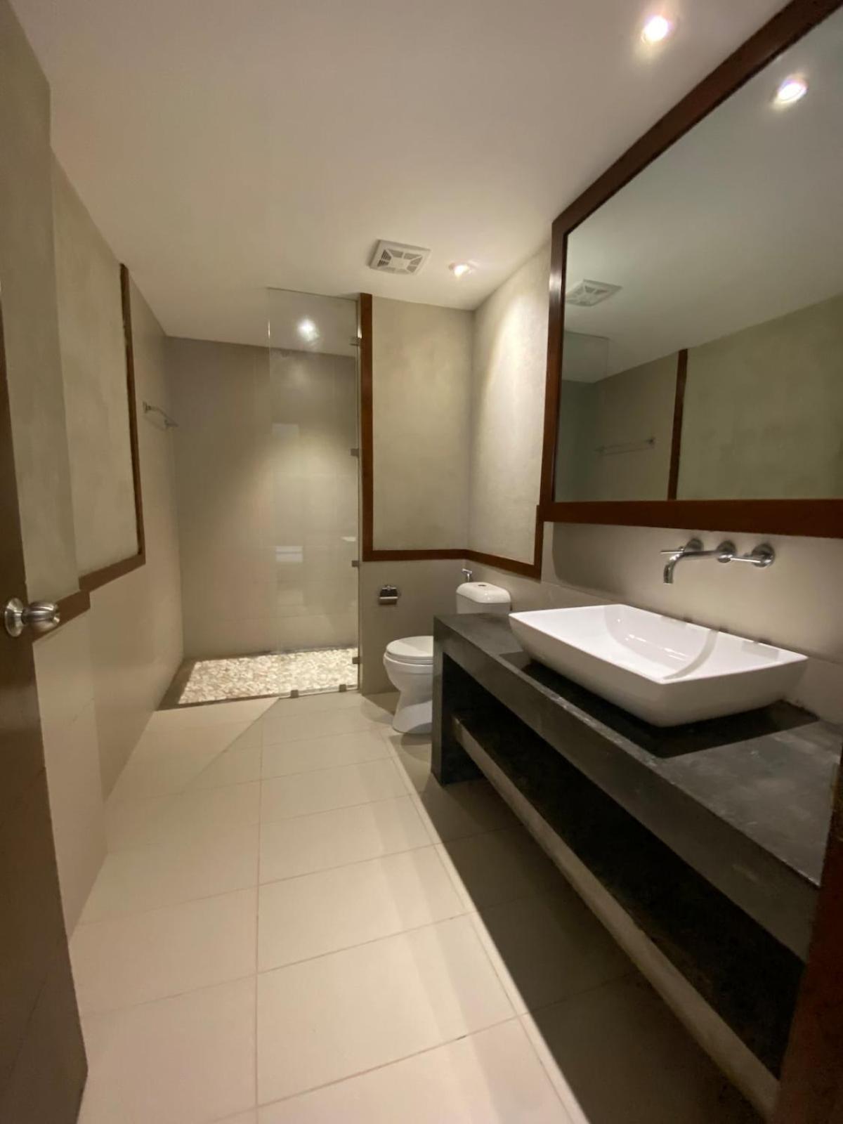 Apartment Kalamansi - Large 3 Bedroom Boracay Island