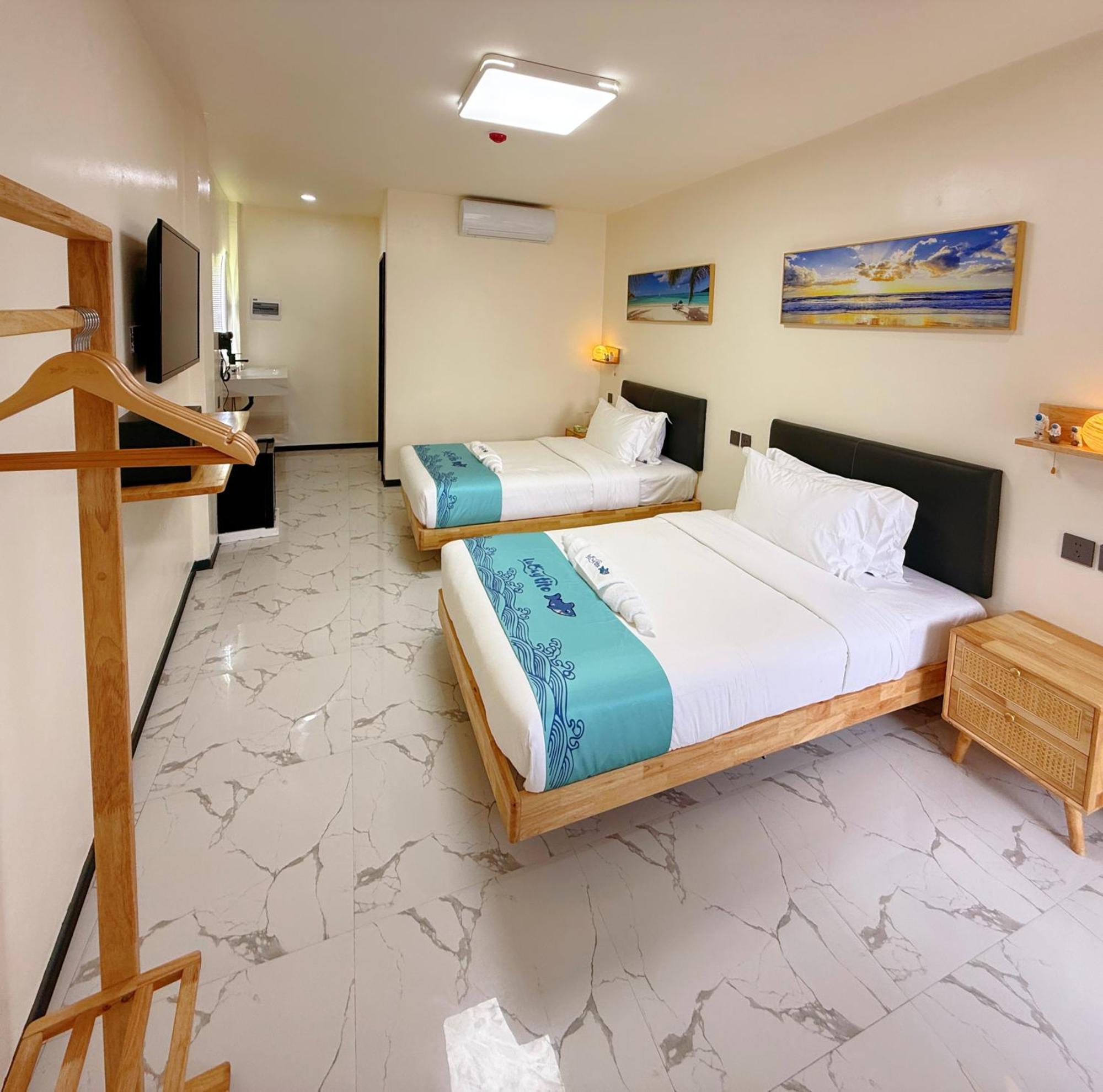 Luckytito Divers Resort