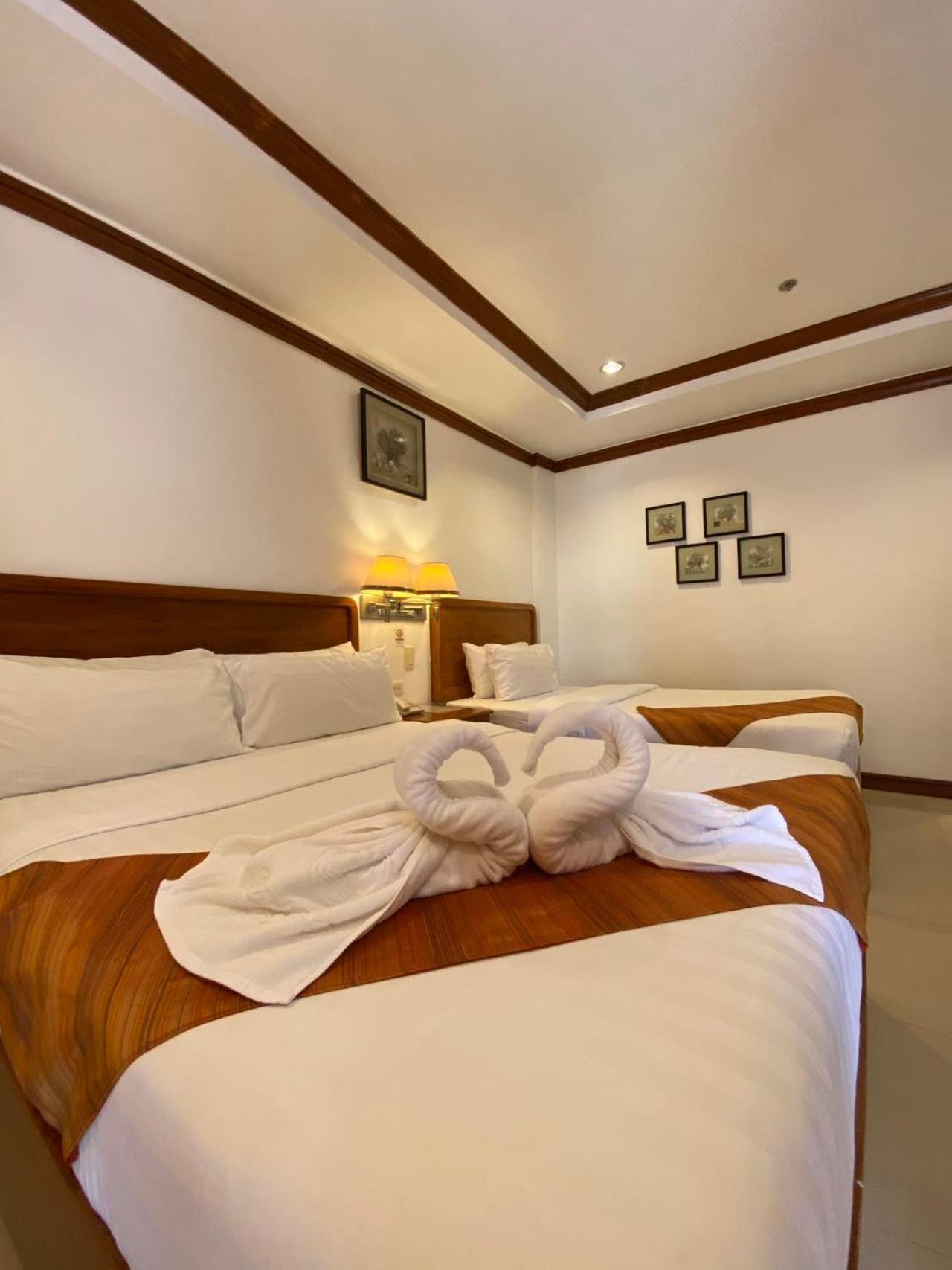 Grand Boracay By Tripzyfun 4*