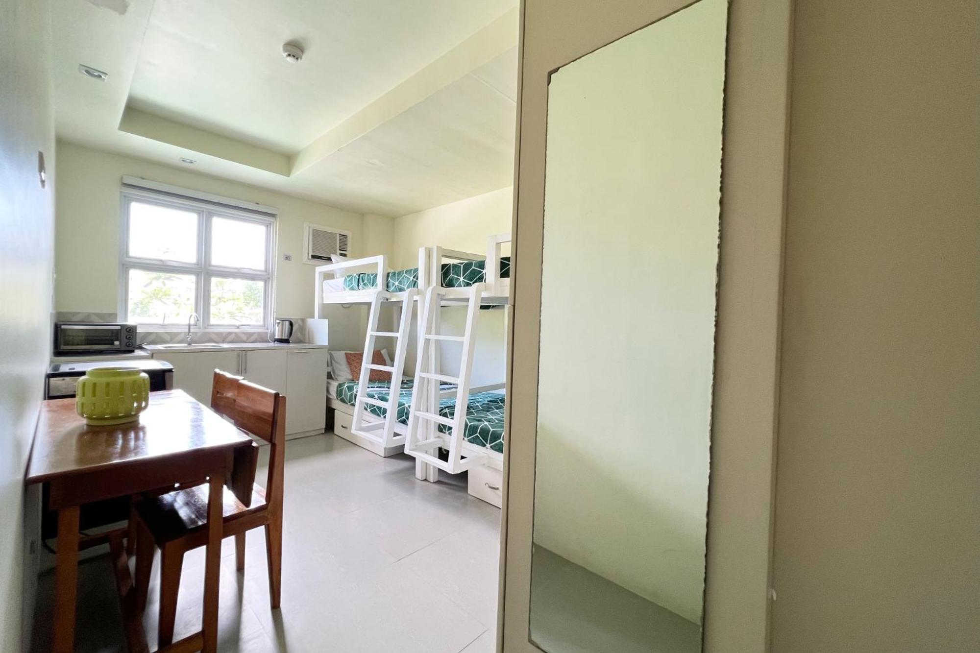 Accessline Boracay Powered By Cocotel Inn 3*