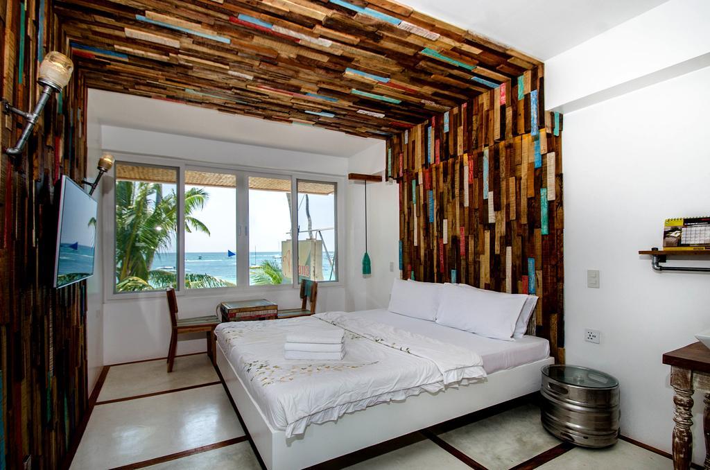 Bei Kurt Und Magz Boracay Island