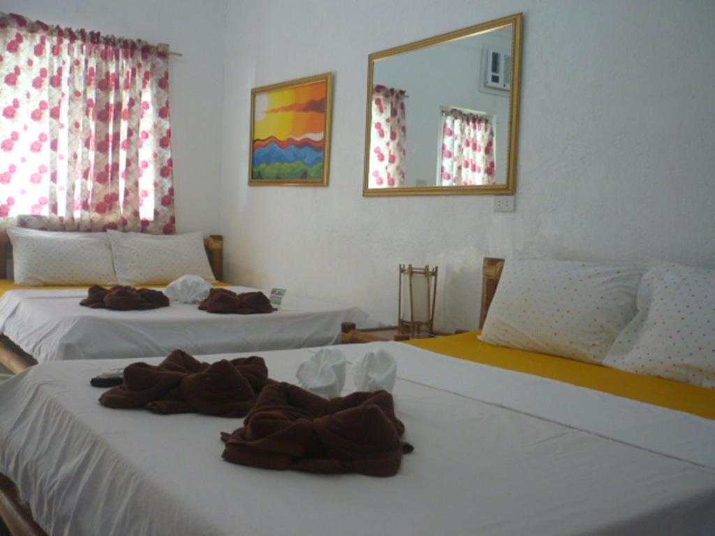 Alla Luna Rossa Boracay 3*