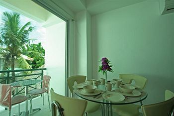Roxon * Boracay Island