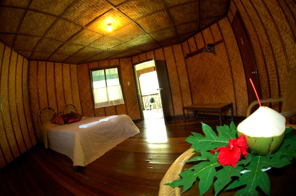 Boracay Huts Guest house 2*