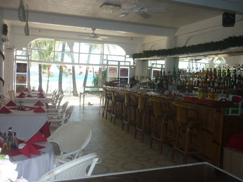 Alla Luna Rossa Boracay
