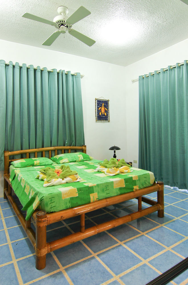 Diniwid Villas Hotel