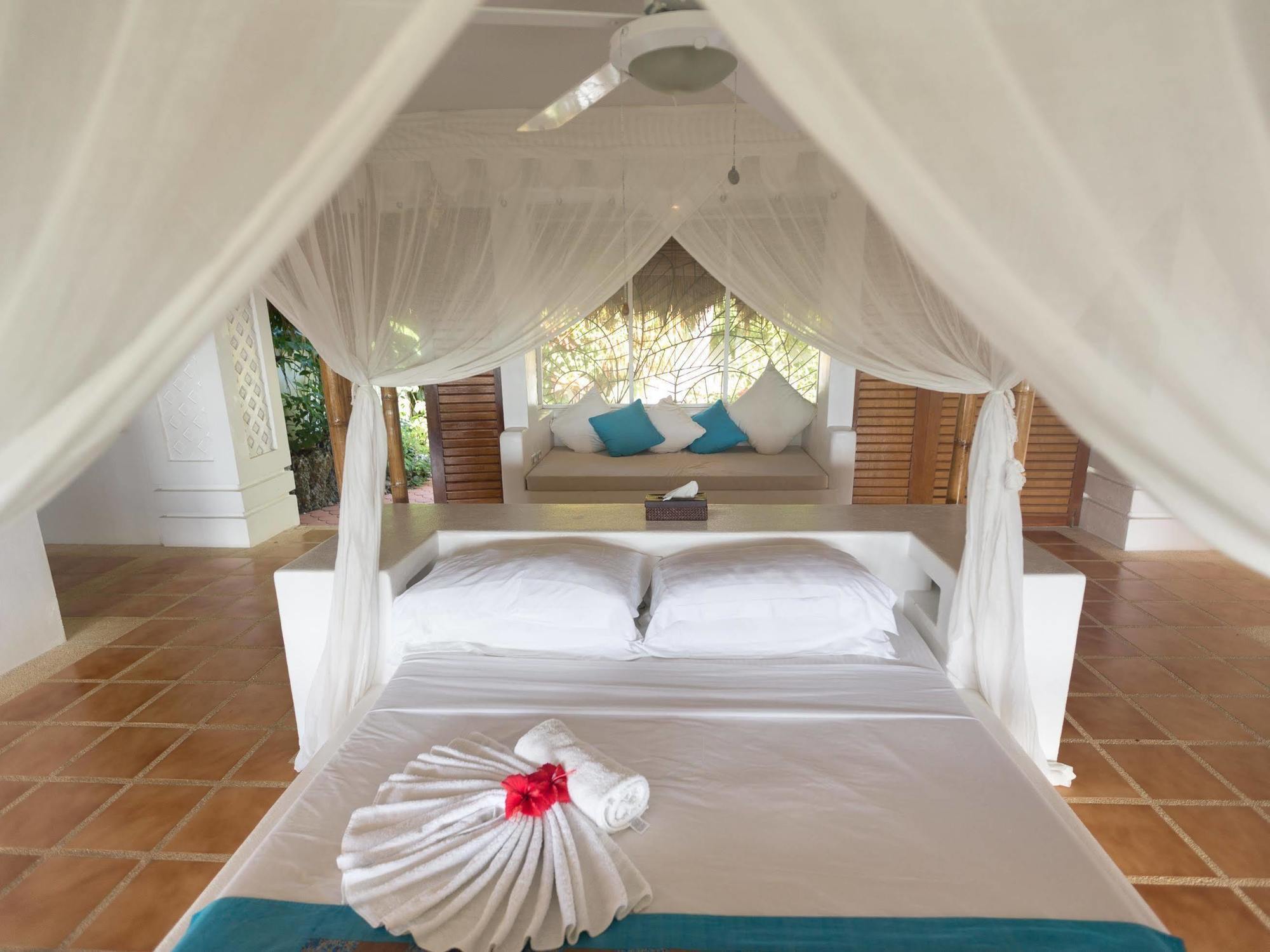 Oceana Boracay Hotel *