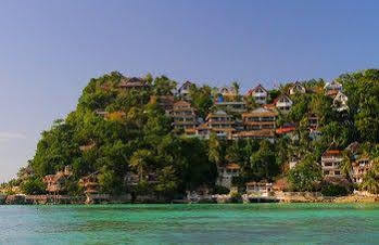Hotel Diniwid Villas *