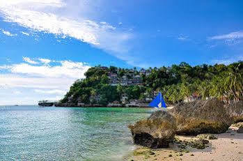 Diniwid Villas * Boracay Island