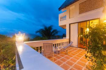 Hotel Diniwid Villas *