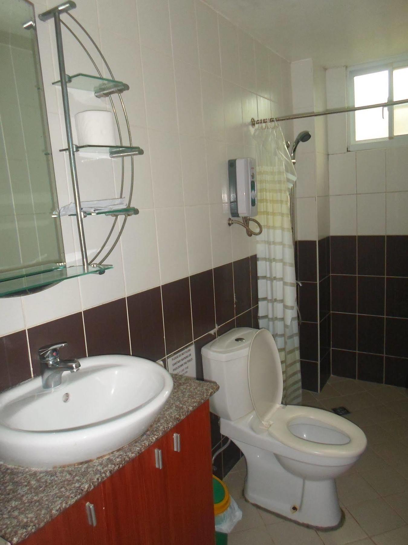 Roxon Apartment Boracay Island