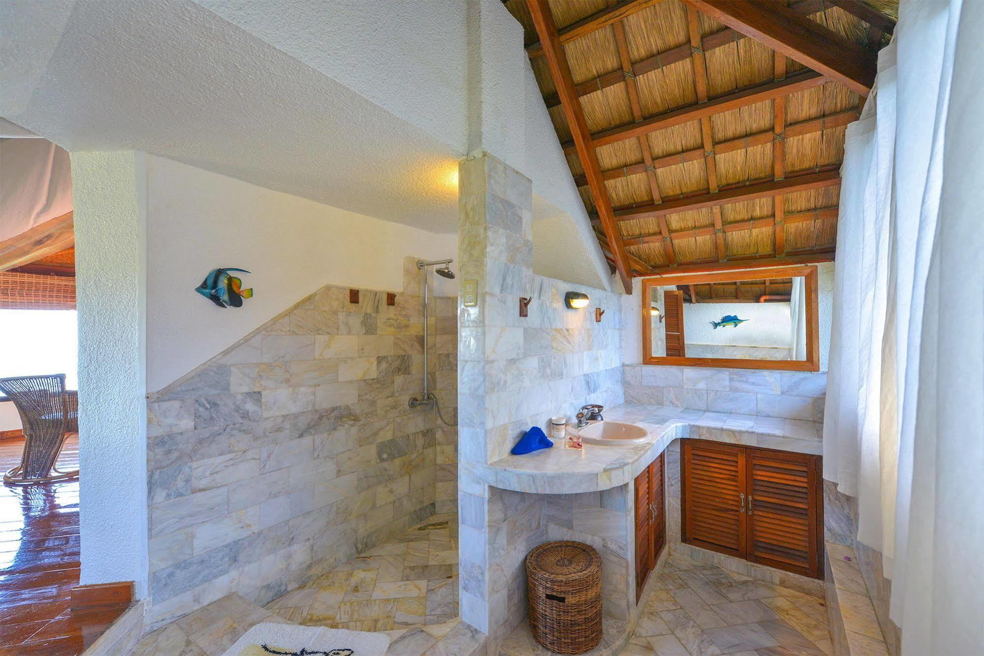 Diniwid Villas Hotel Boracay Island
