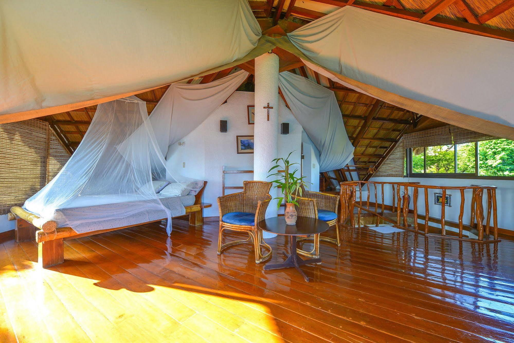 Diniwid Villas Hotel Boracay Island