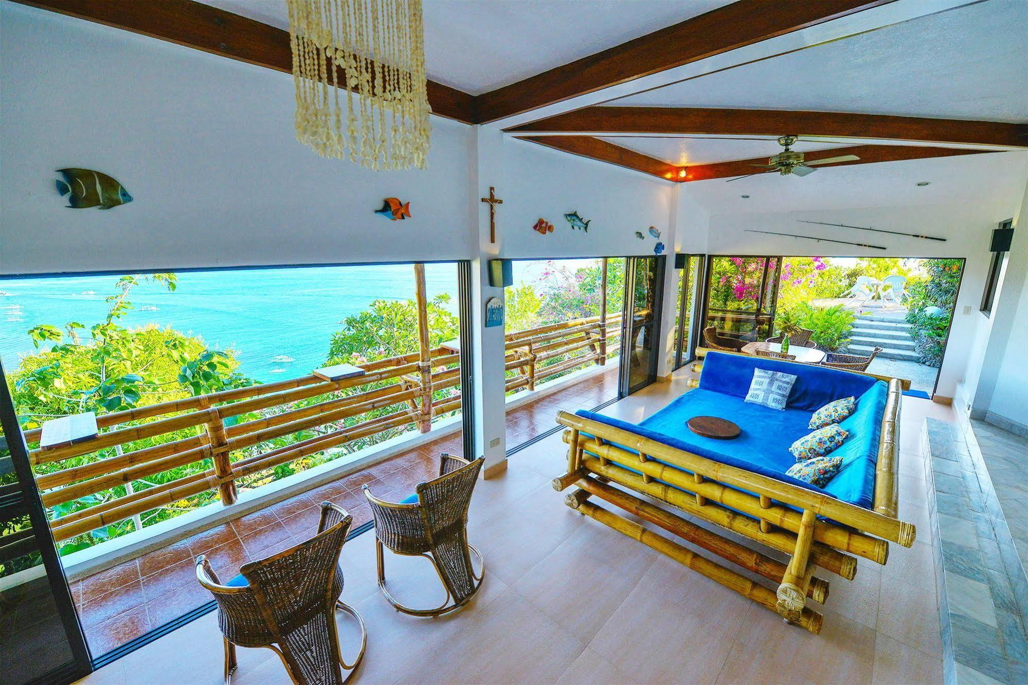 Diniwid Villas * Boracay Island