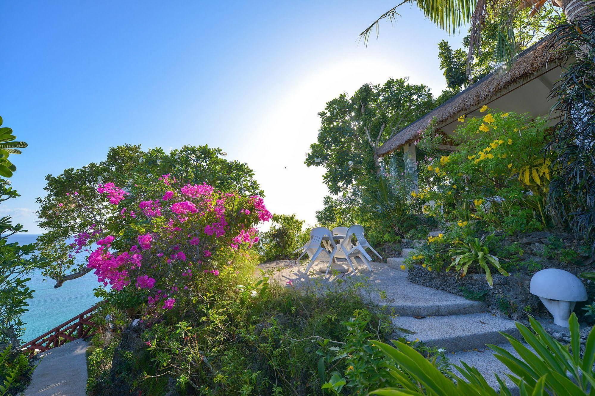 Hotel Diniwid Villas Boracay Island