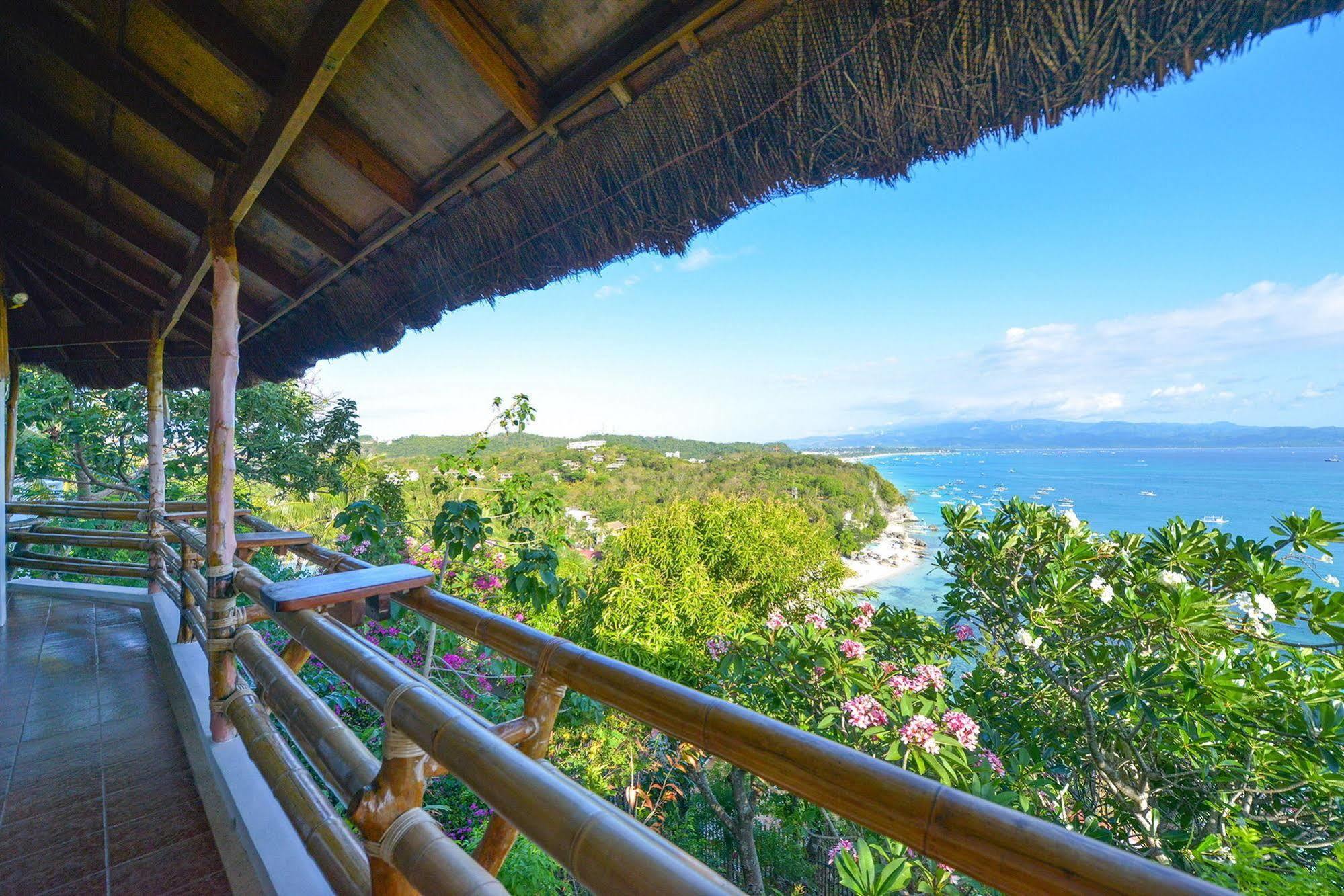 Diniwid Villas Hotel