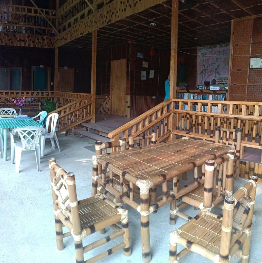 The Orchids And Guest house *