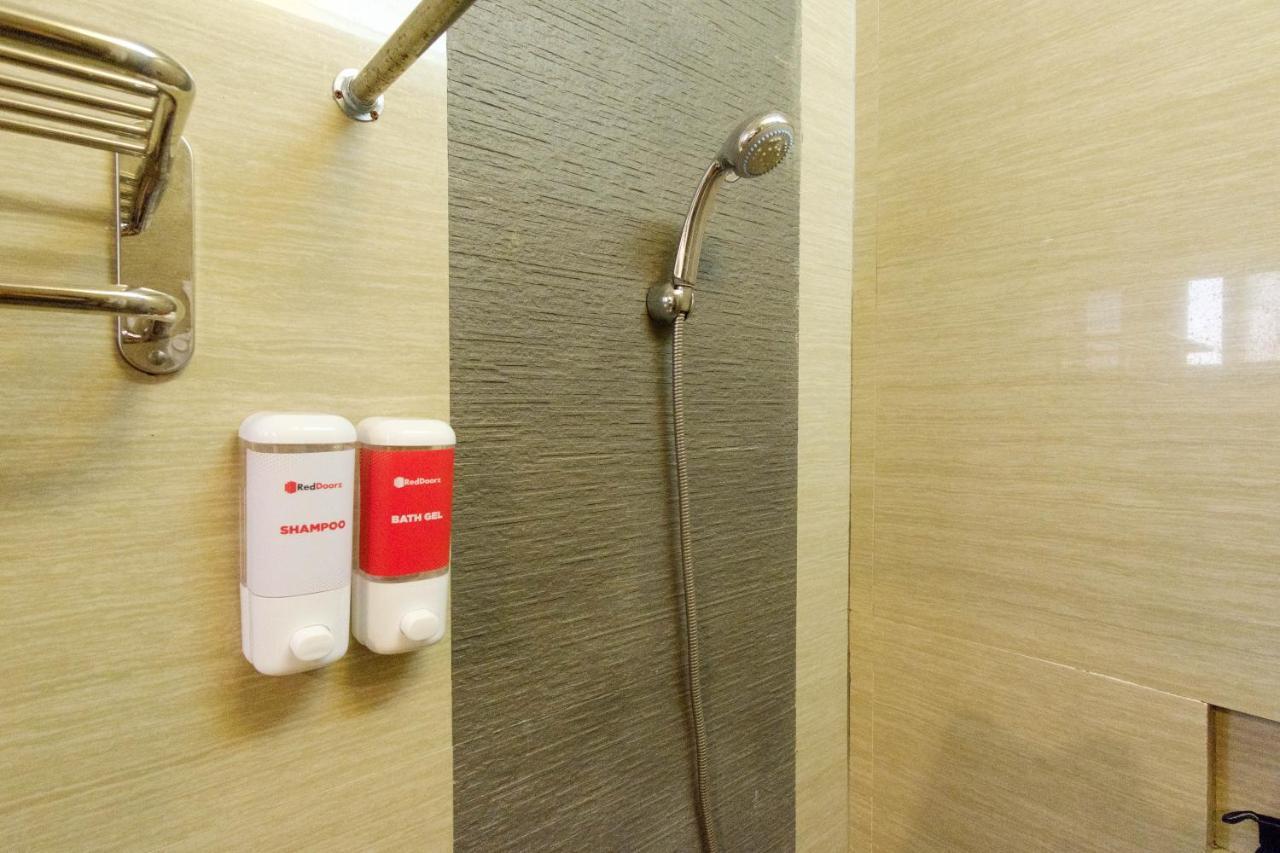 Hotel Reddoorz @ Taj And Annex 2*