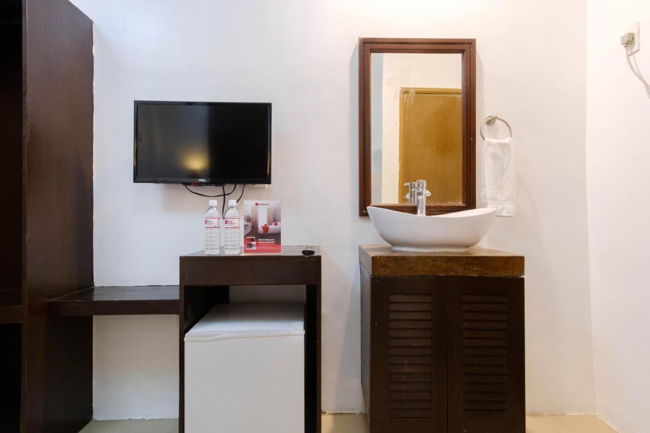 Hotel Reddoorz @ Taj And Annex
