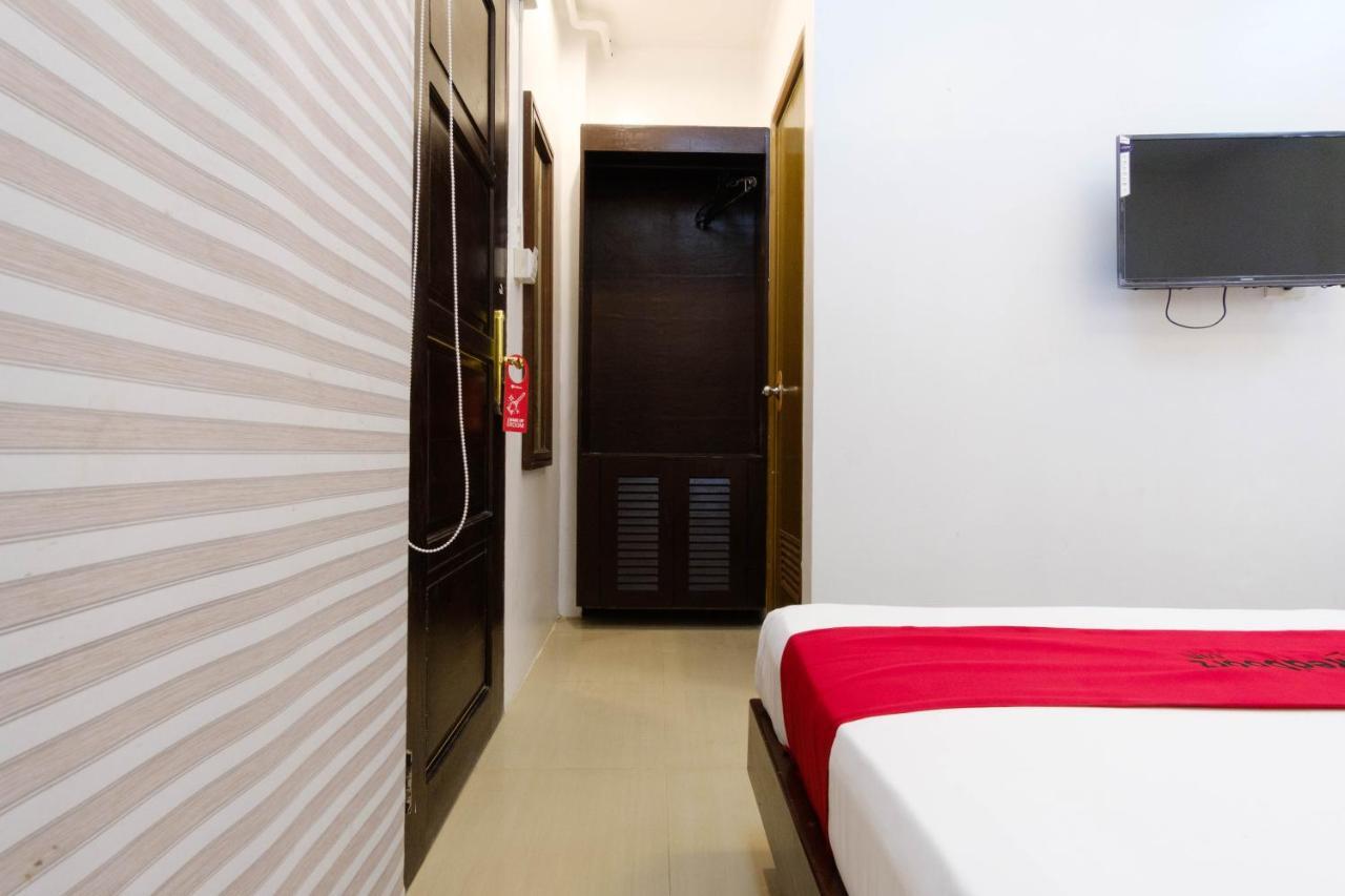 Hotel Reddoorz @ Taj And Annex Boracay Island