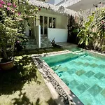 Kasiyahan House With Private Swimming Pool