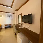 Grand Boracay Resort By Tripzyfun