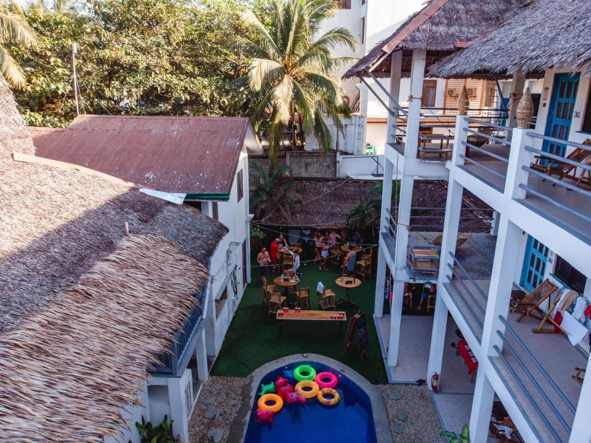 Mad Monkey Boracay Hostel Boracay Island