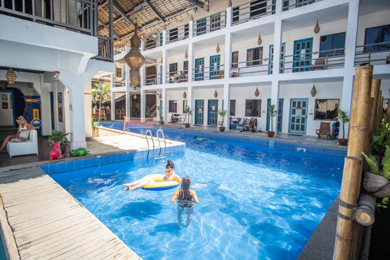 Mad Monkey Boracay Hostel Boracay Island