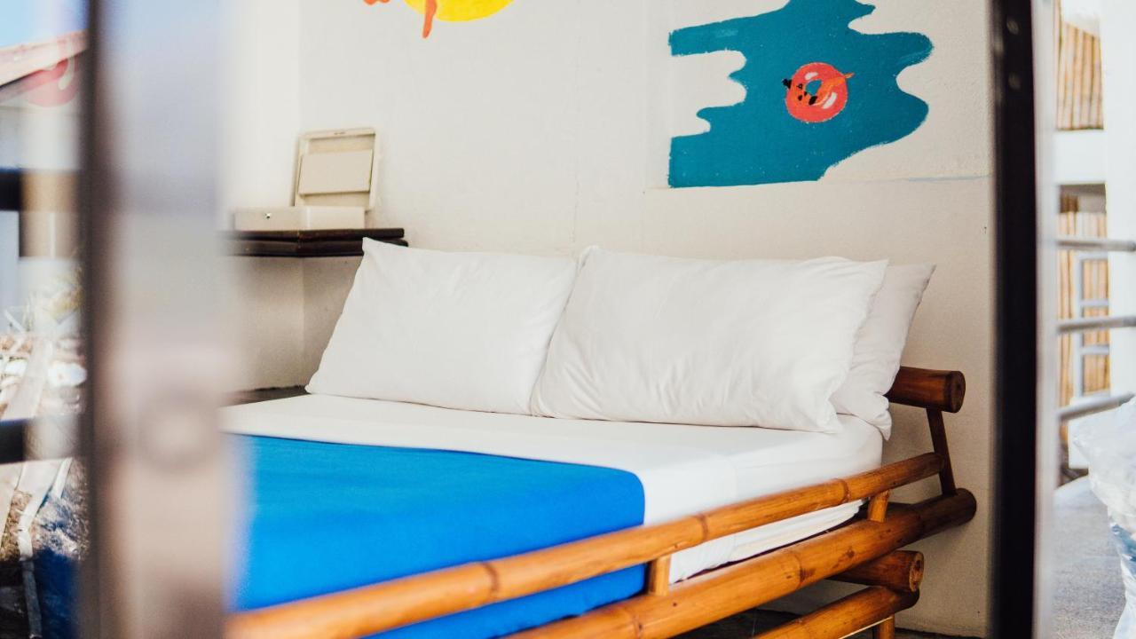 Mad Monkey Boracay Hostel