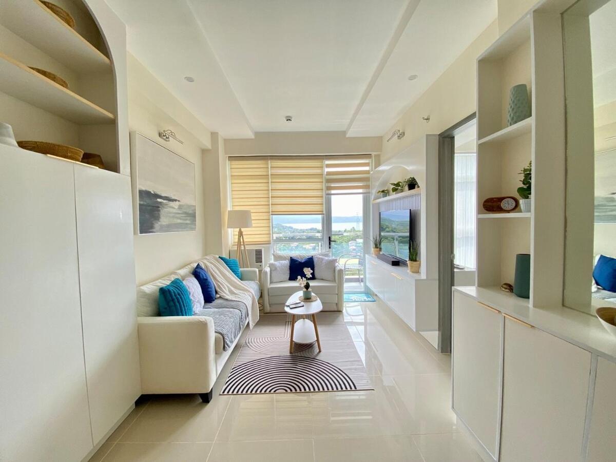 Luxury Oceanview Apartment