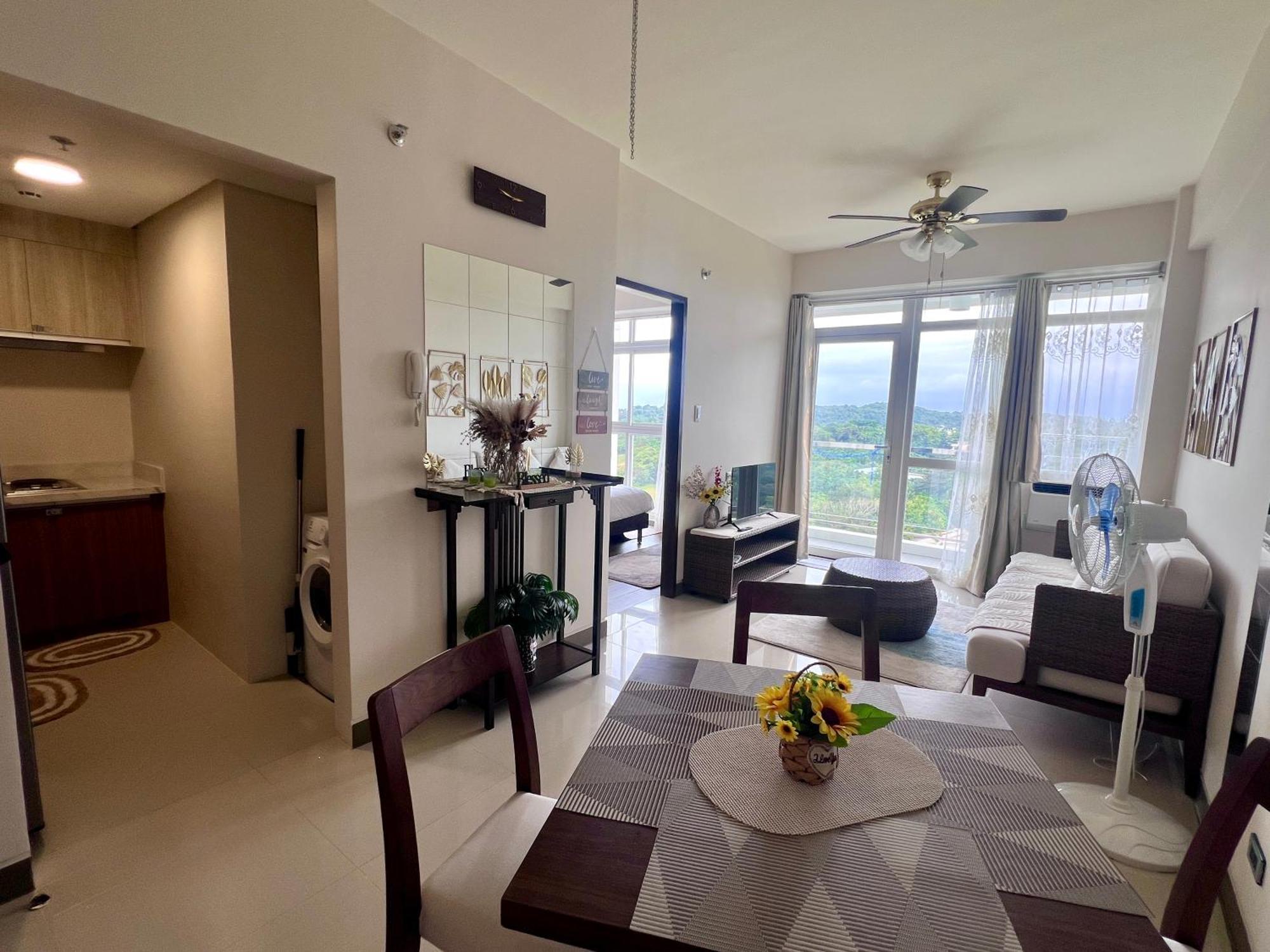 Cozy 1br Fully Furnished Condotel At Boracay Apartment *