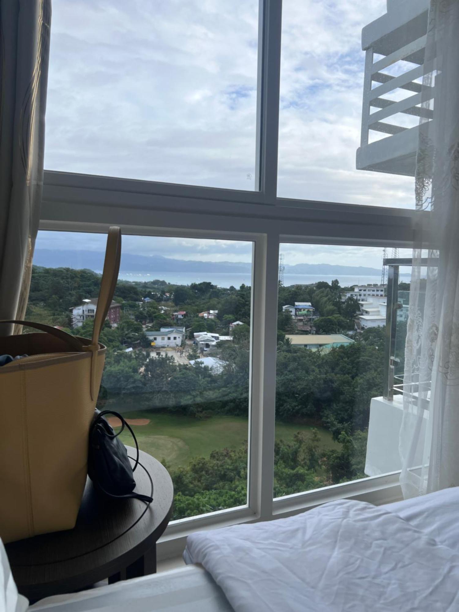Cozy 1br Fully Furnished Condotel At Boracay *
