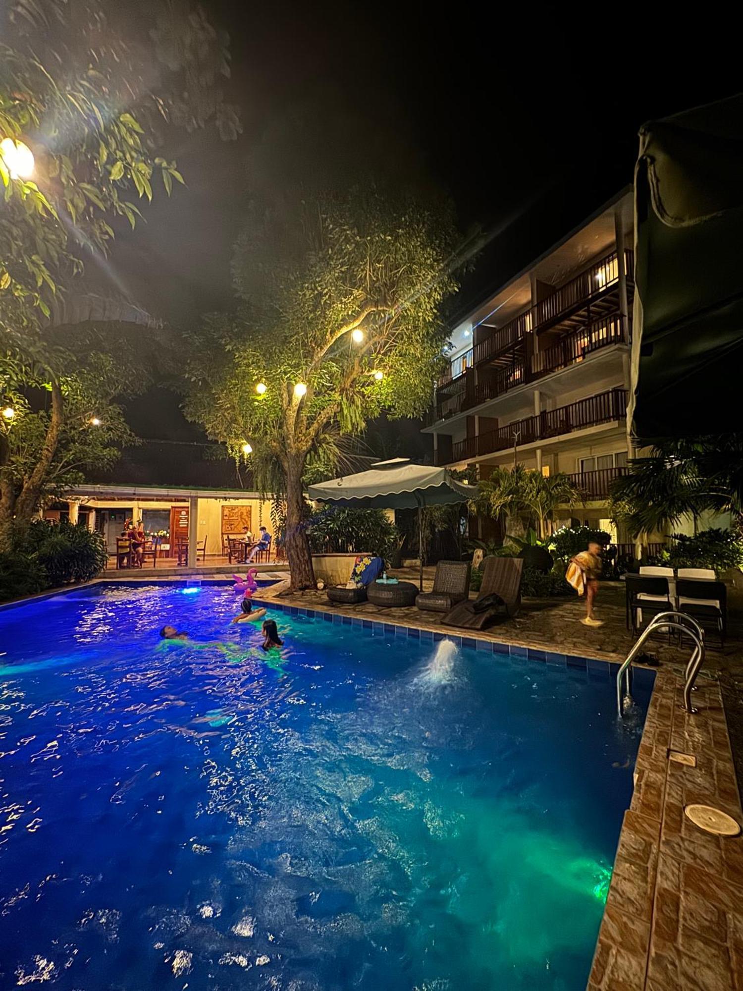Apartment Family Near The Pool Boracay Island