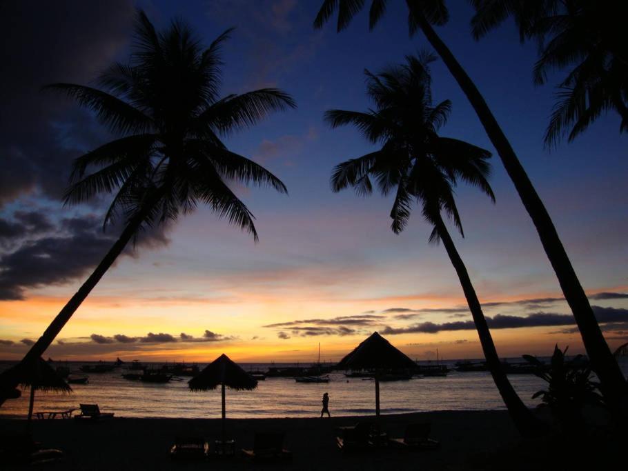 Kasiyahan House With Private Swimming Pool * Boracay Island