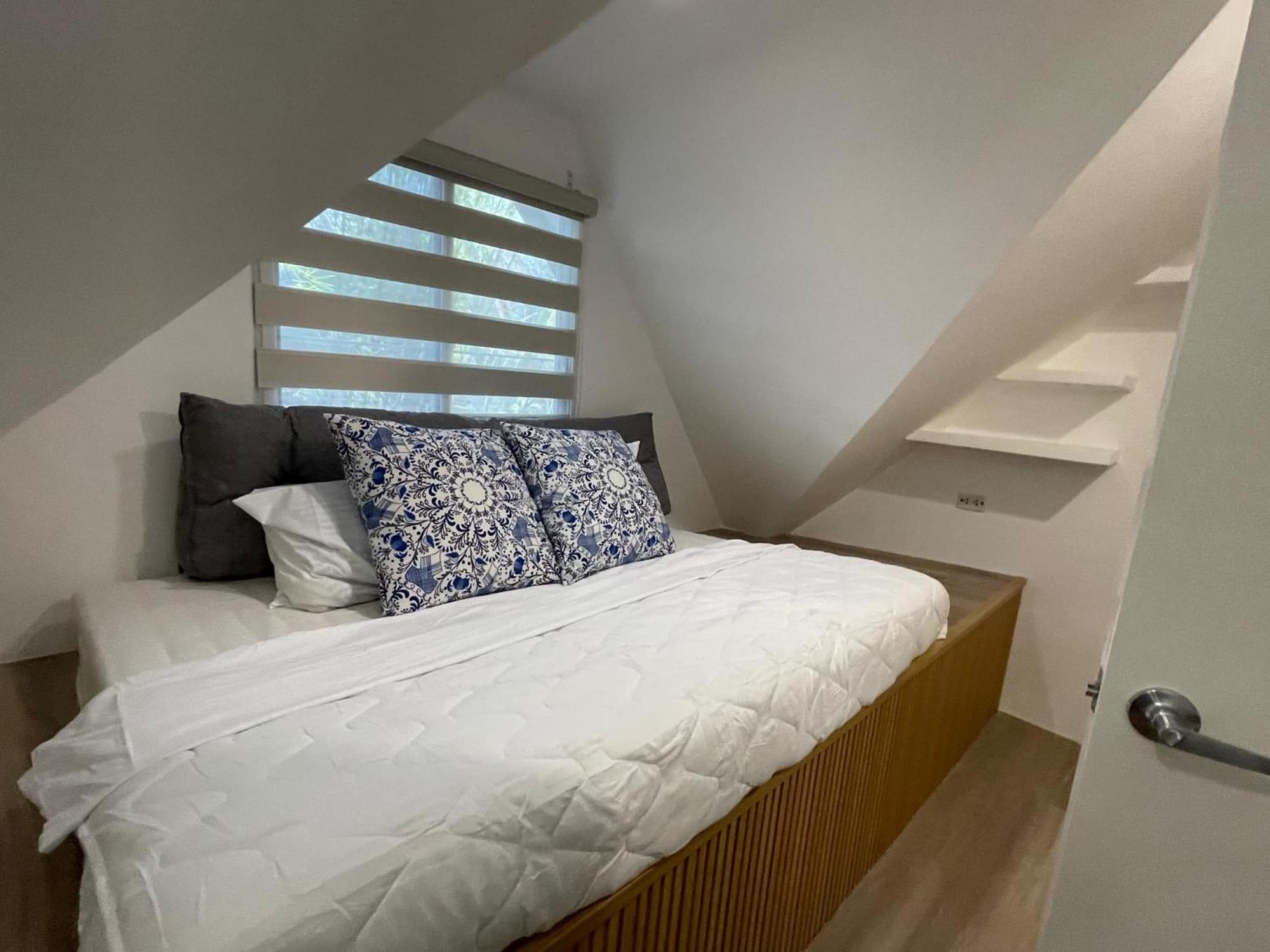 Apartment Travel Butler Ph *