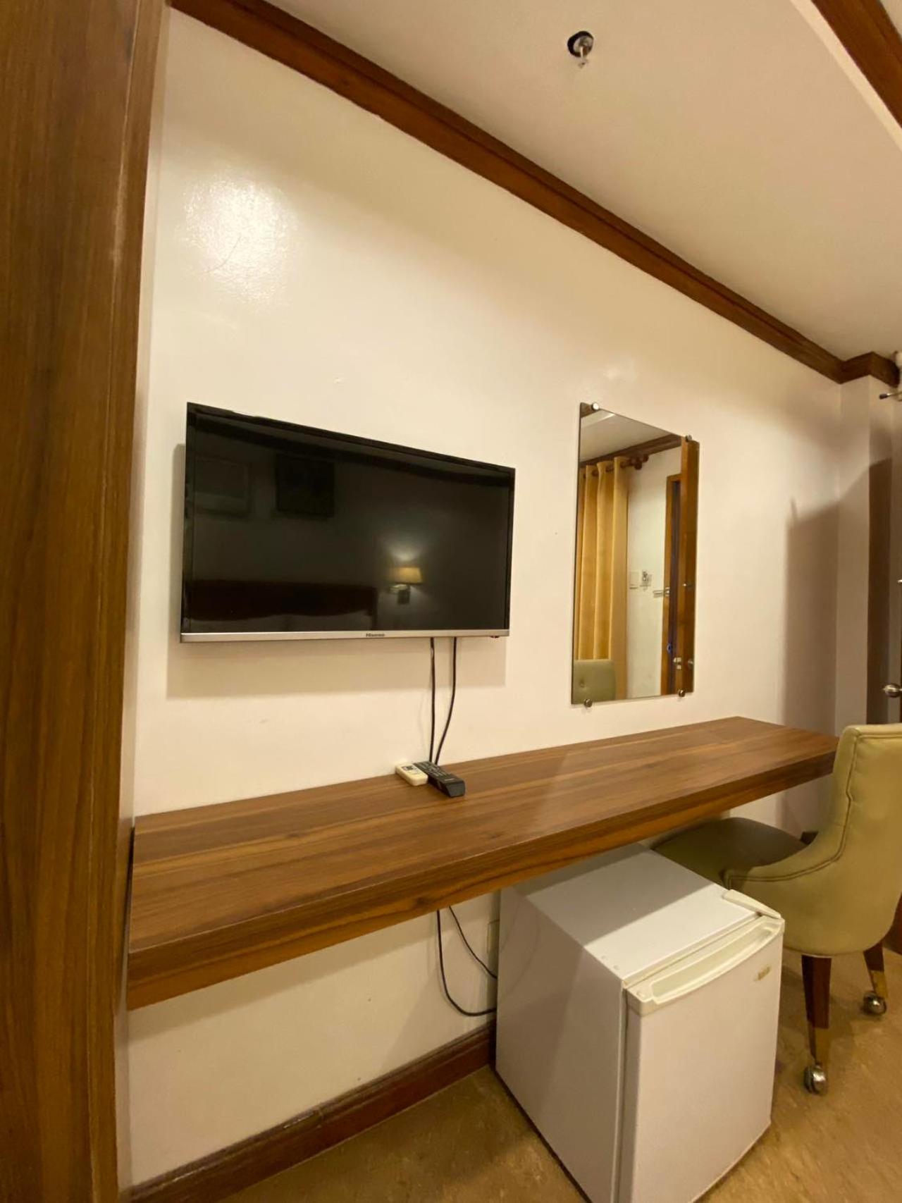 Hotel Grand Boracay By Tripzyfun 4*
