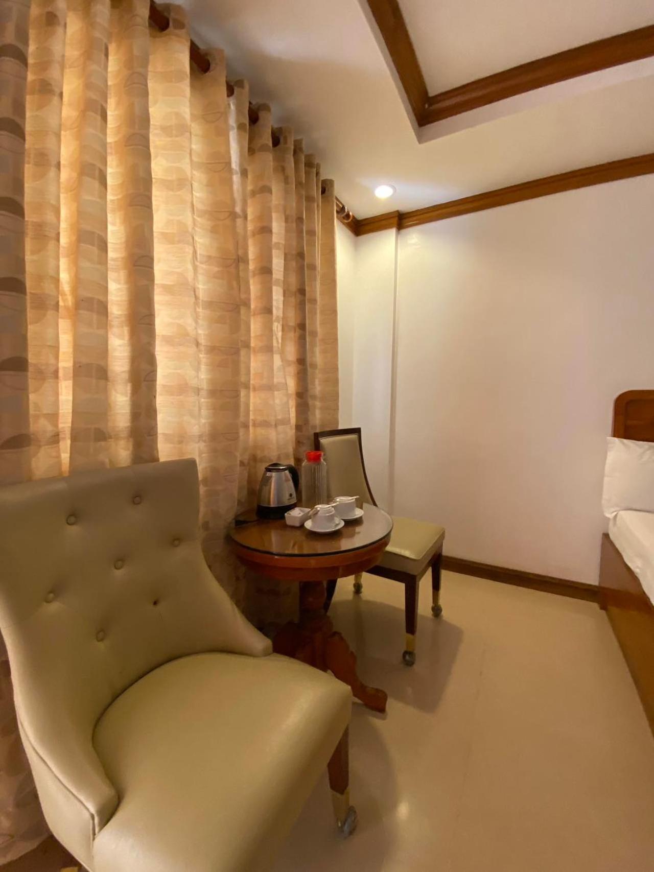Grand Boracay By Tripzyfun 4* Boracay Island