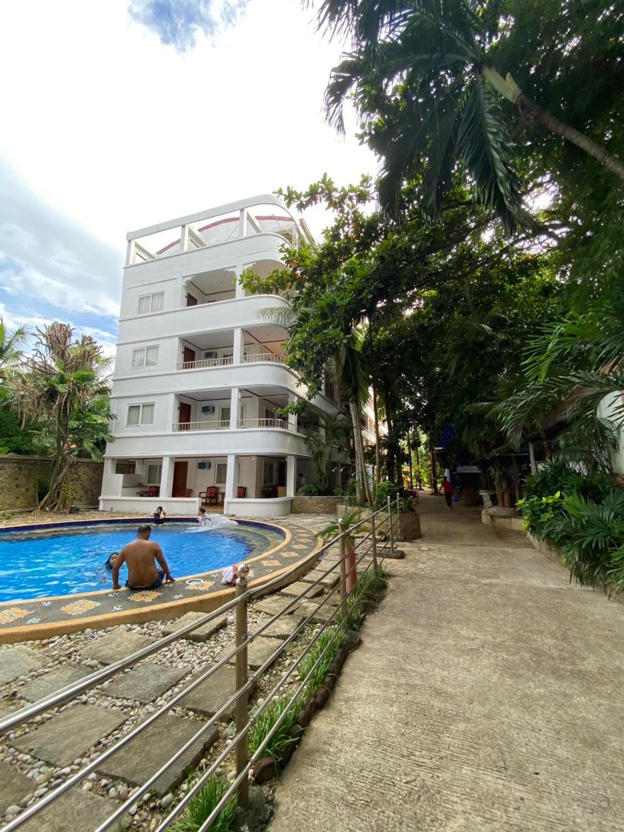 Grand Boracay By Tripzyfun Hotel Boracay Island