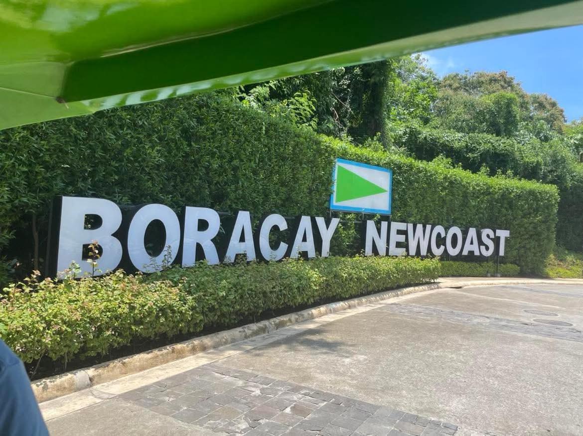Pahuwayan Boracay Island