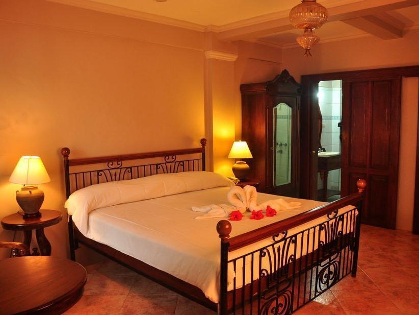 True Hotel