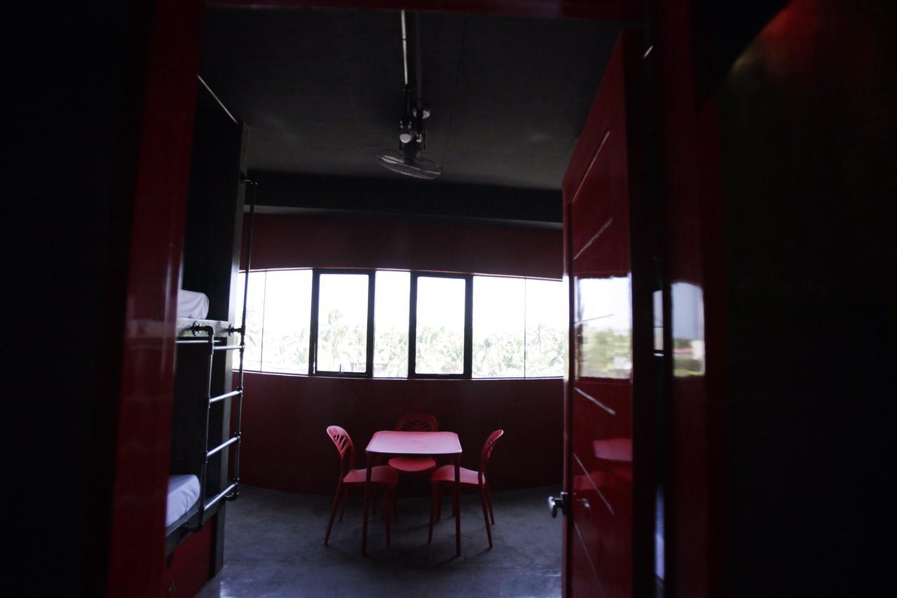 W Hostel Boracay